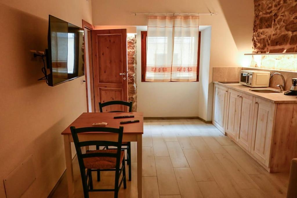 Suite Prince Of Majorca Splendid Gem Downtown Alghero Bagian luar foto